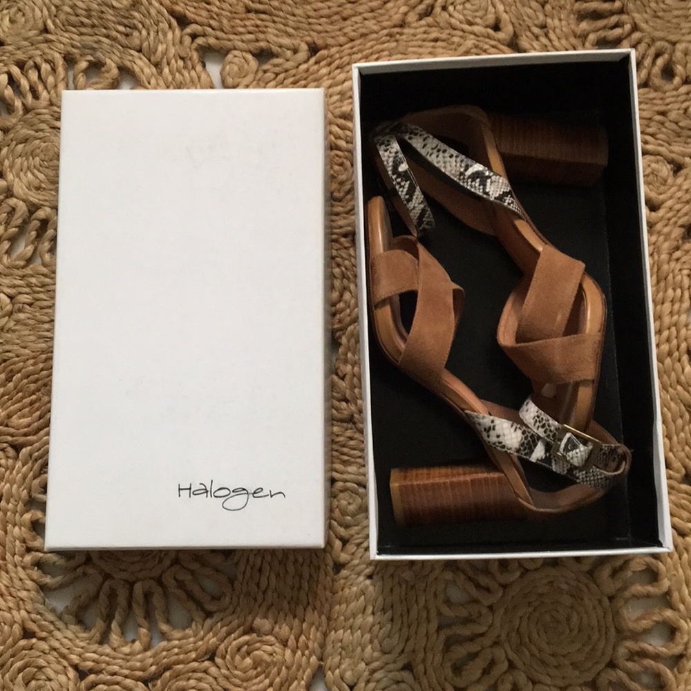 Halogen Haley criss cross sandal cognac suede